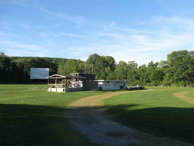 Point Drive-In - 2014 Photo
